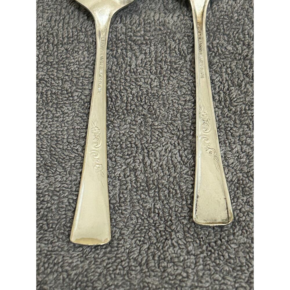Vintage 1953 Revelation II Silverplate 2 Spoons by International Silver Bridal - Picture 6 of 10